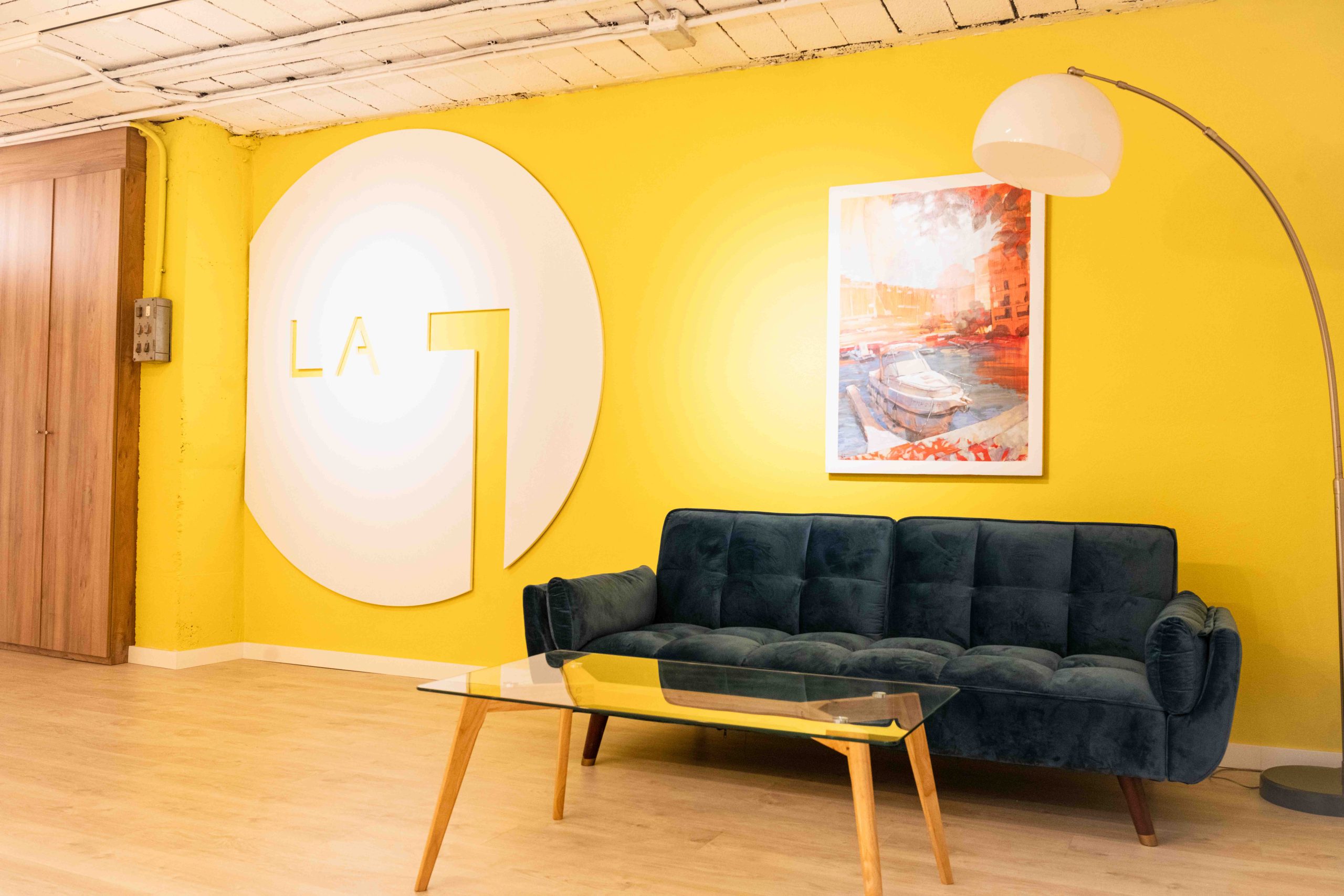 diseño de oficinas-rugar-entrada