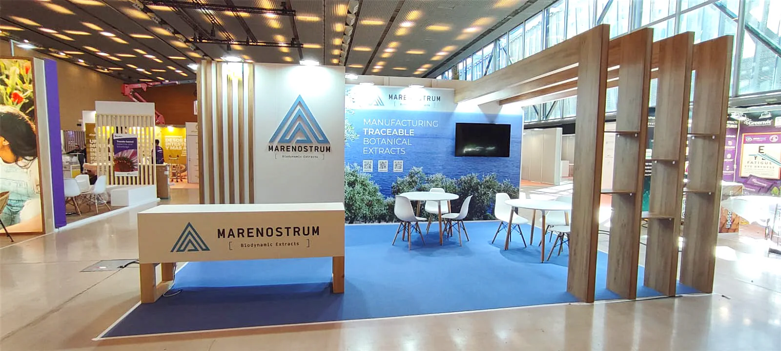 Experiencia del visitante en stands de feria: cómo diseñar recorridos memorables STANDS Arcotectura