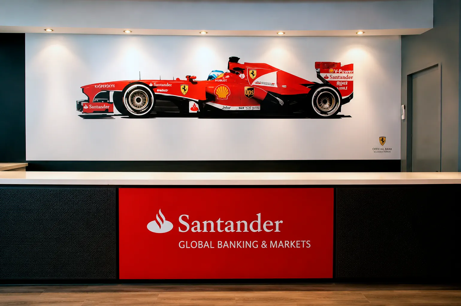 piso box santander real mostrador de frente